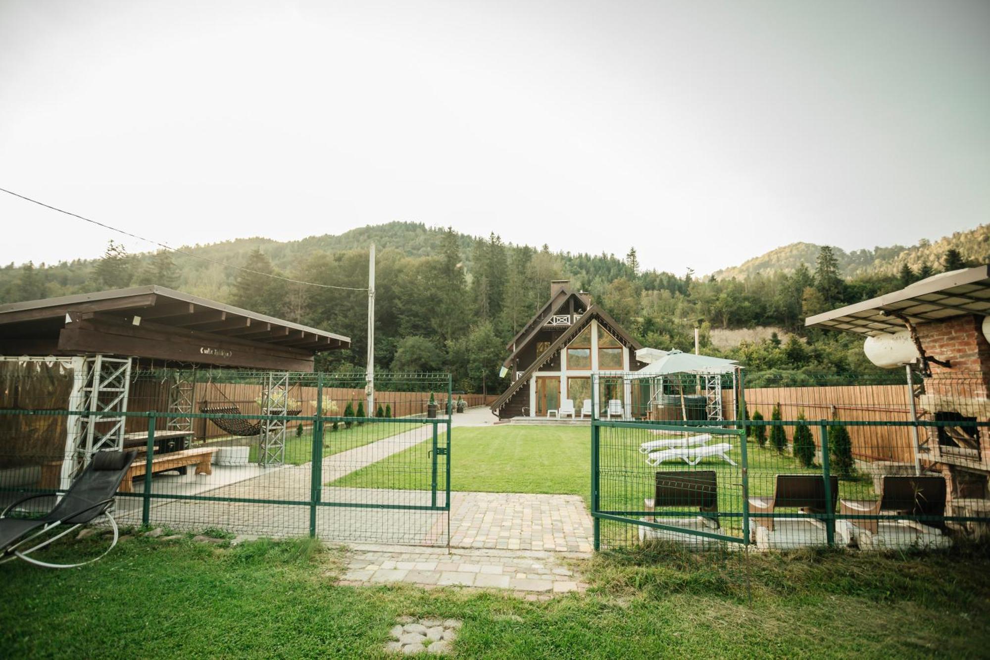 Villa Tukhlay Tukhlya 外观 照片